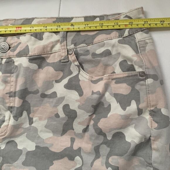 New Directions Curvy Skinny Capri Denim Jeans Size 24W - Picture 3 of 11